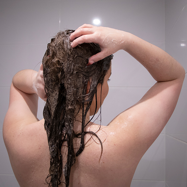 regeneračný šampón pre poškodené vlasy